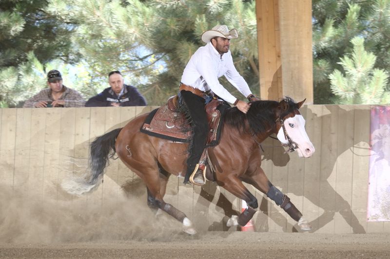 GUNNER SUPERSTAR et John